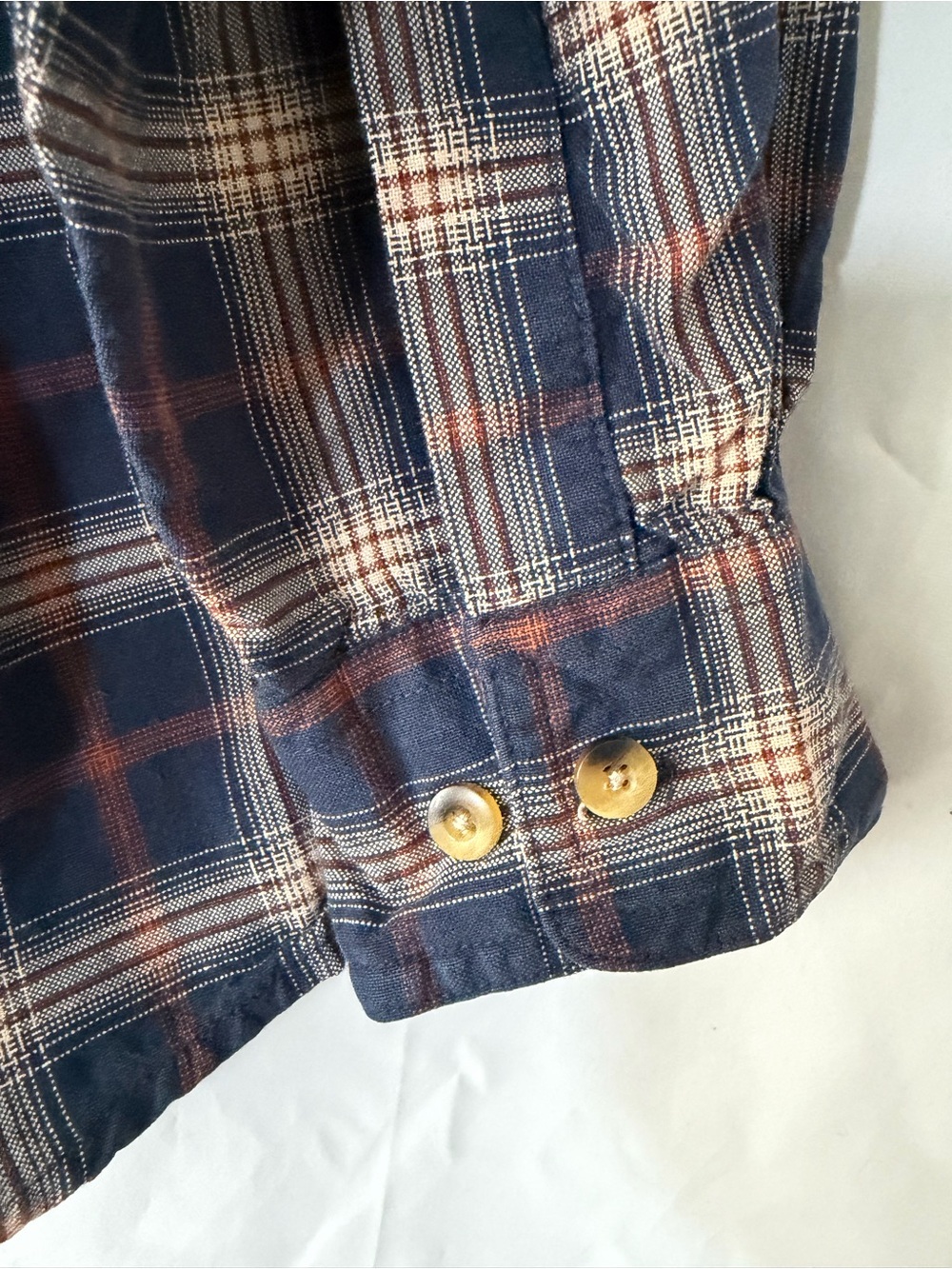 Vintage L.L. Bean Navy and Cream Plaid Heavy cotton Button-Down Shirt - Picture 6 of 10